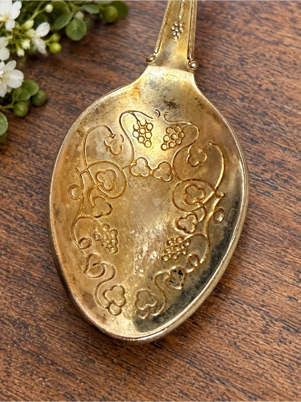 N/A vintage key